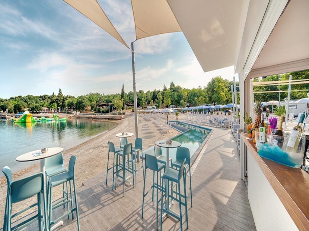 Easyatent Bungalow Tent Lanterna Červar-Porat Exterior foto